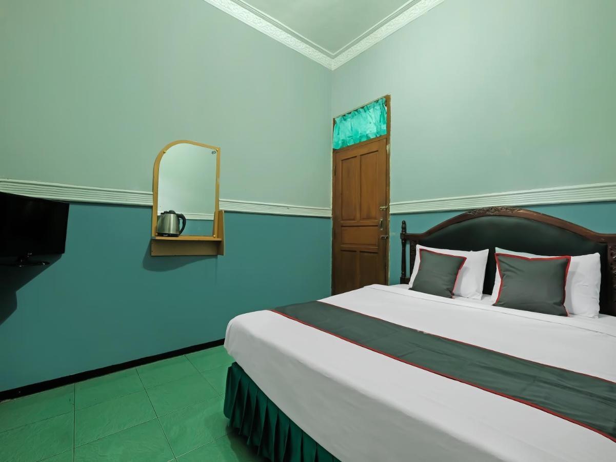Collection O 91914 Hotel Citra Dewi 2 Int'S Семаранг Экстерьер фото